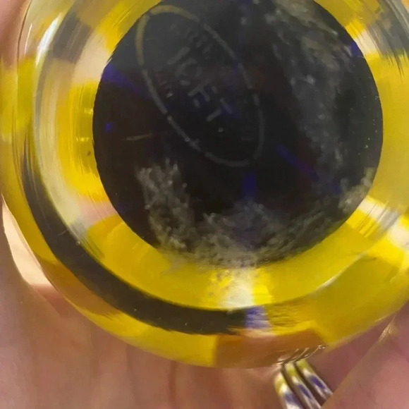 Arte Murano ICET Flower Round Paperweight - Picture 6 of 8